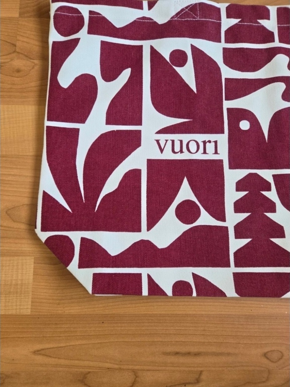 Vuori Red White Abstract/Geometric Print LARGE Canvas Tote - Picture 3 of 4
